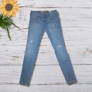 Hollister High Rise skinny jeans